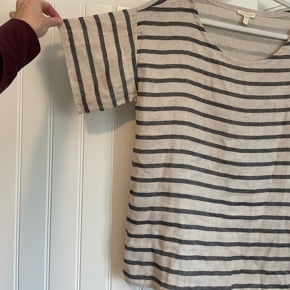 Eileen Fisher striped boxy boatneck linen and organic cotton top size large - Picture 6 of 8